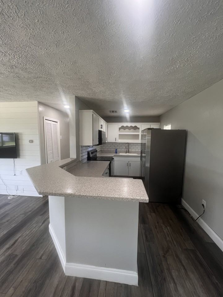 3331 Kentucky St #1 - Photo 3 of 19