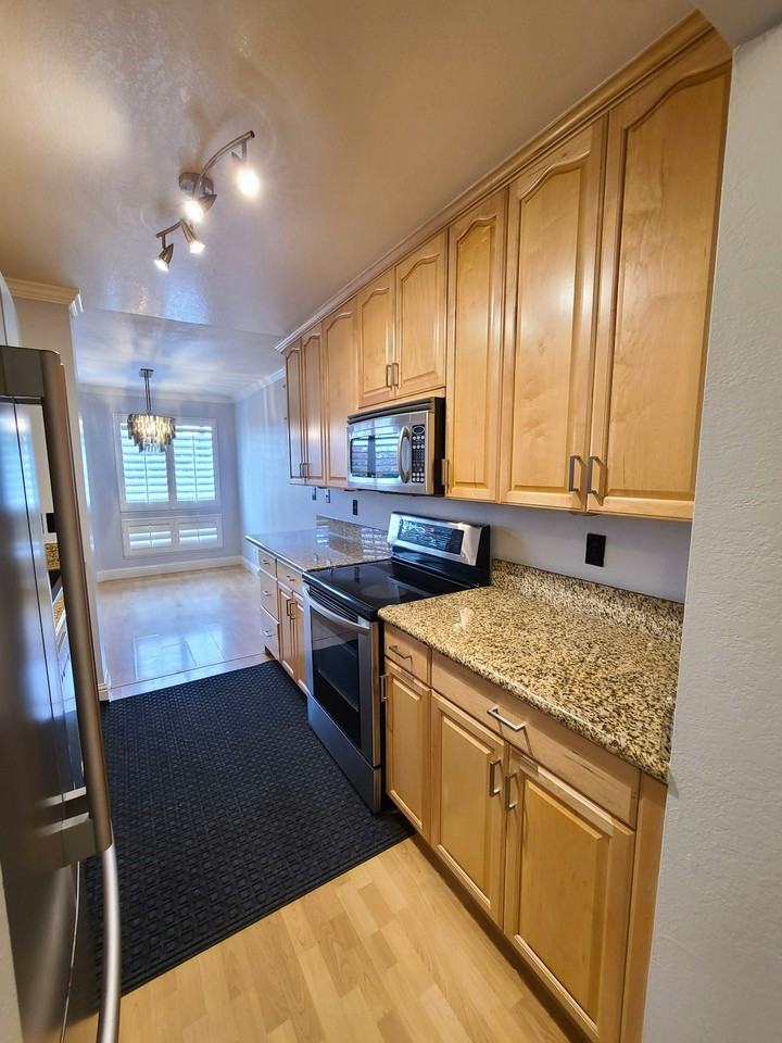 21228 Gary Drive - Photo 4 of 20
