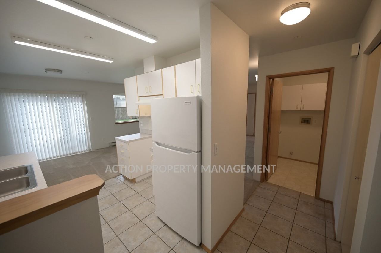 93 Jesslyn Ln #A - Photo 7 of 24