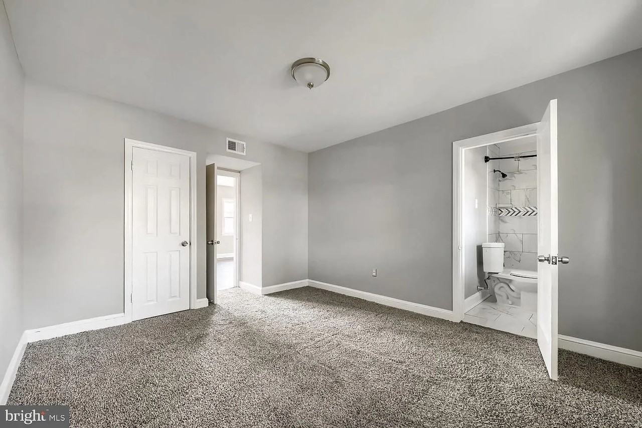 2908 Clearview Avenue, Unit 2 - Photo 7 of 12
