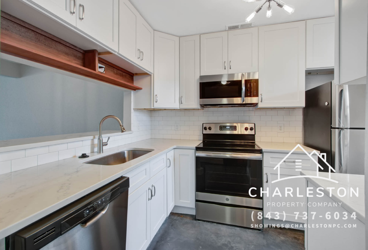 235 Stefan Dr - Photo 2 of 14
