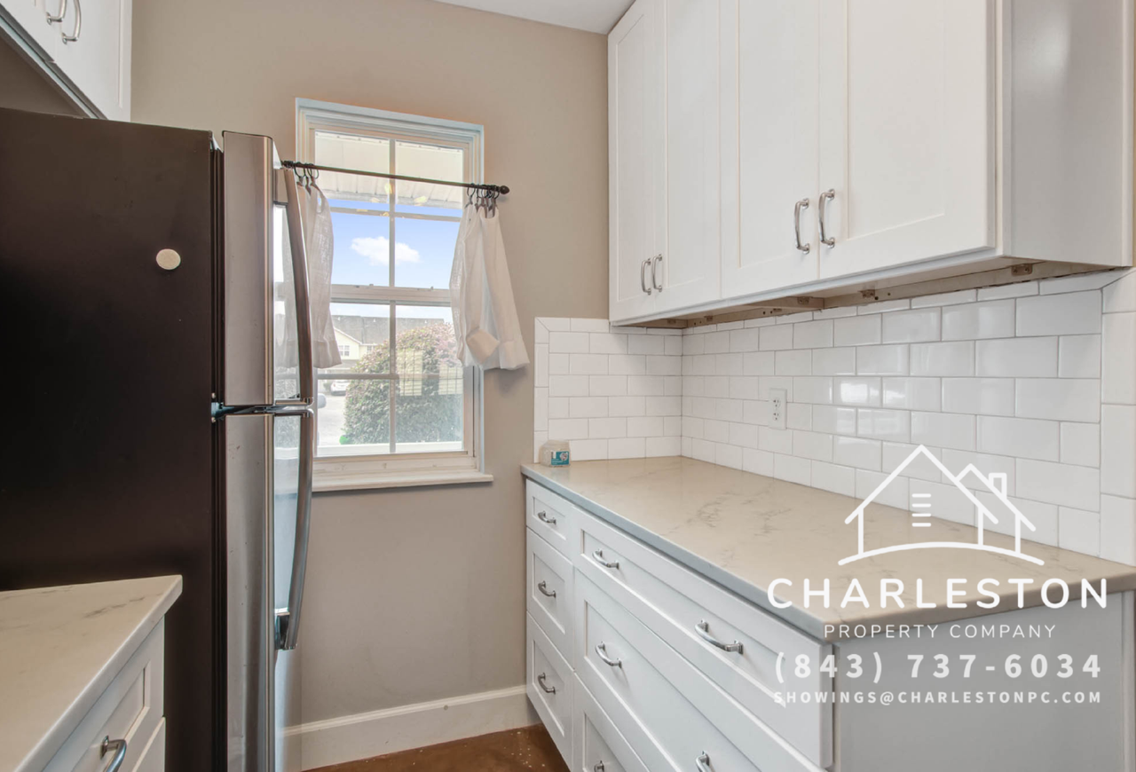 235 Stefan Dr - Photo 4 of 14