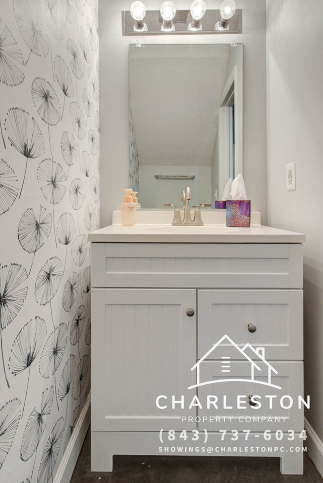 235 Stefan Dr - Photo 6 of 14
