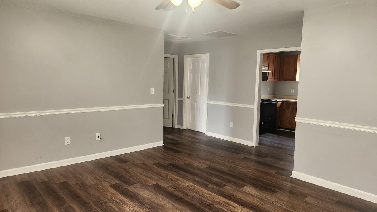 35 Allison Dr - Photo 4 of 17