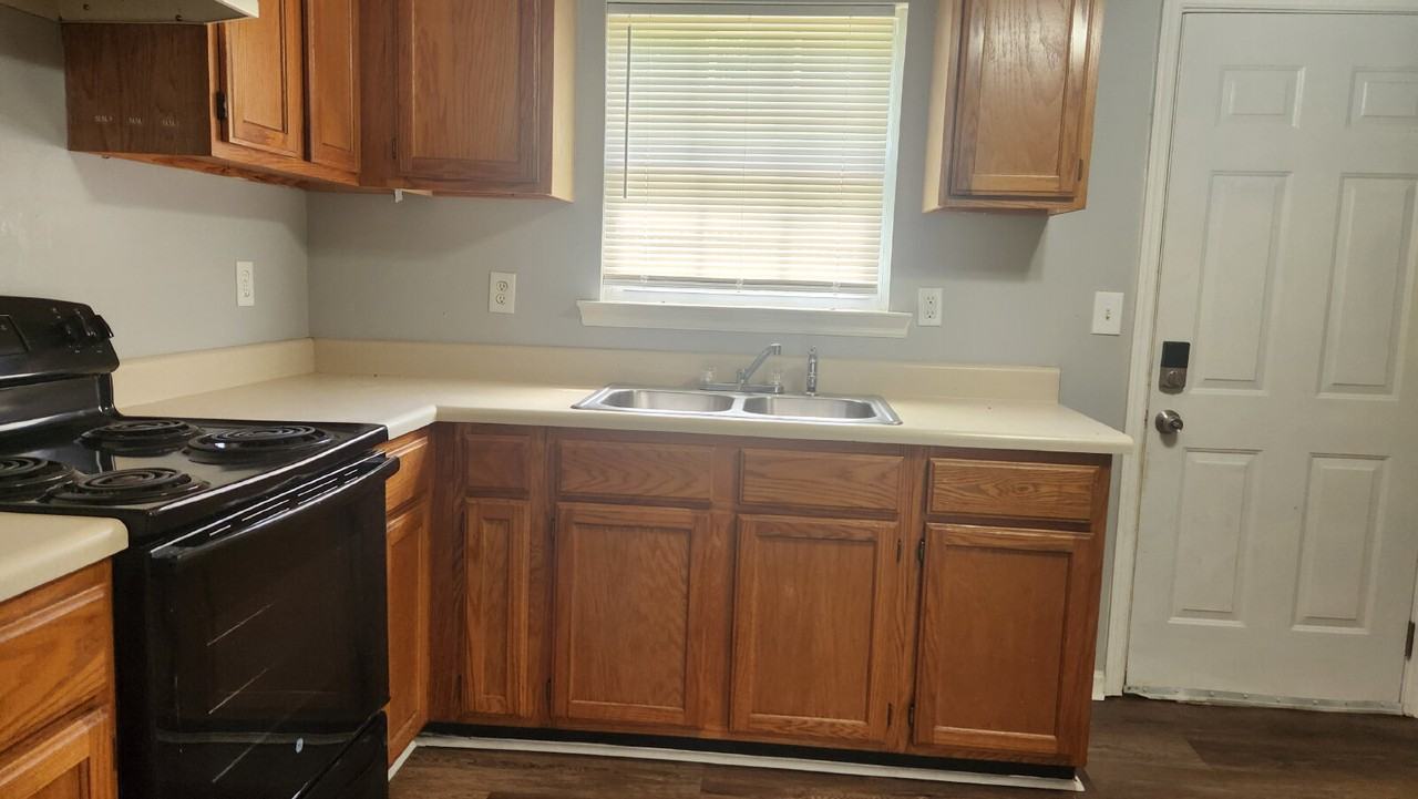 35 Allison Dr - Photo 5 of 17