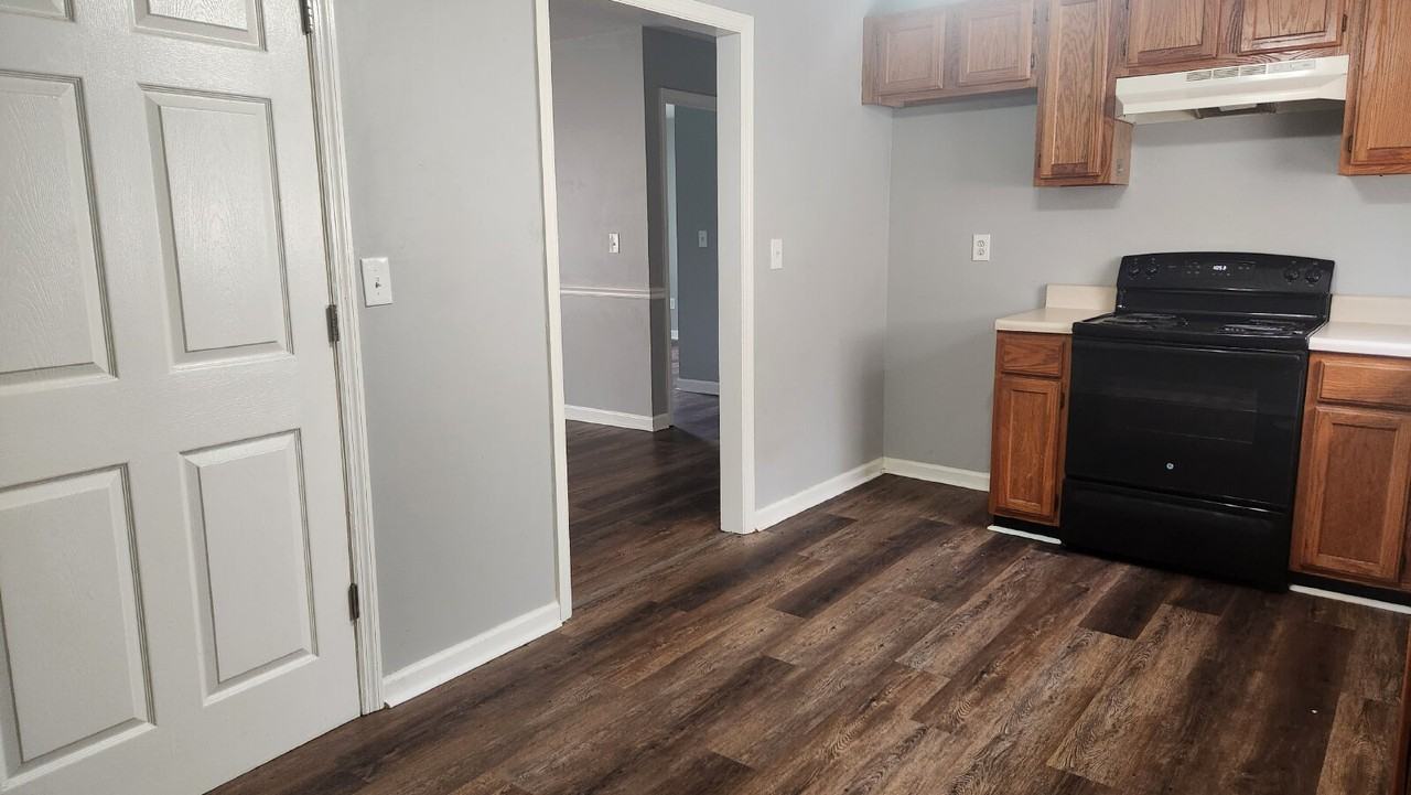 35 Allison Dr - Photo 6 of 17