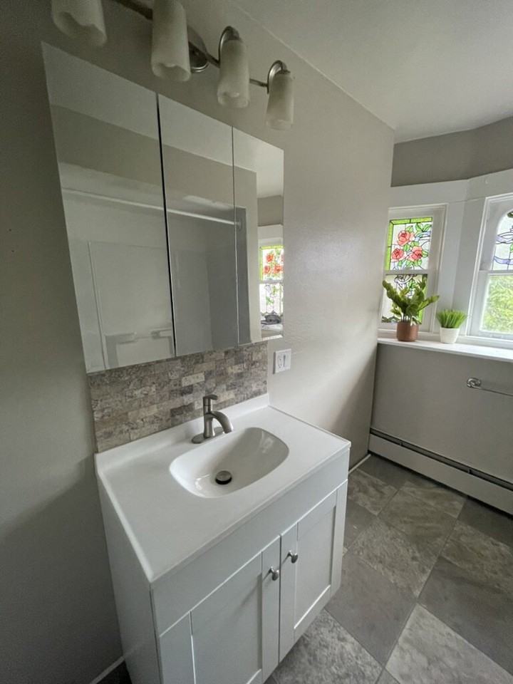495 Carey Ave - Photo 5 of 15