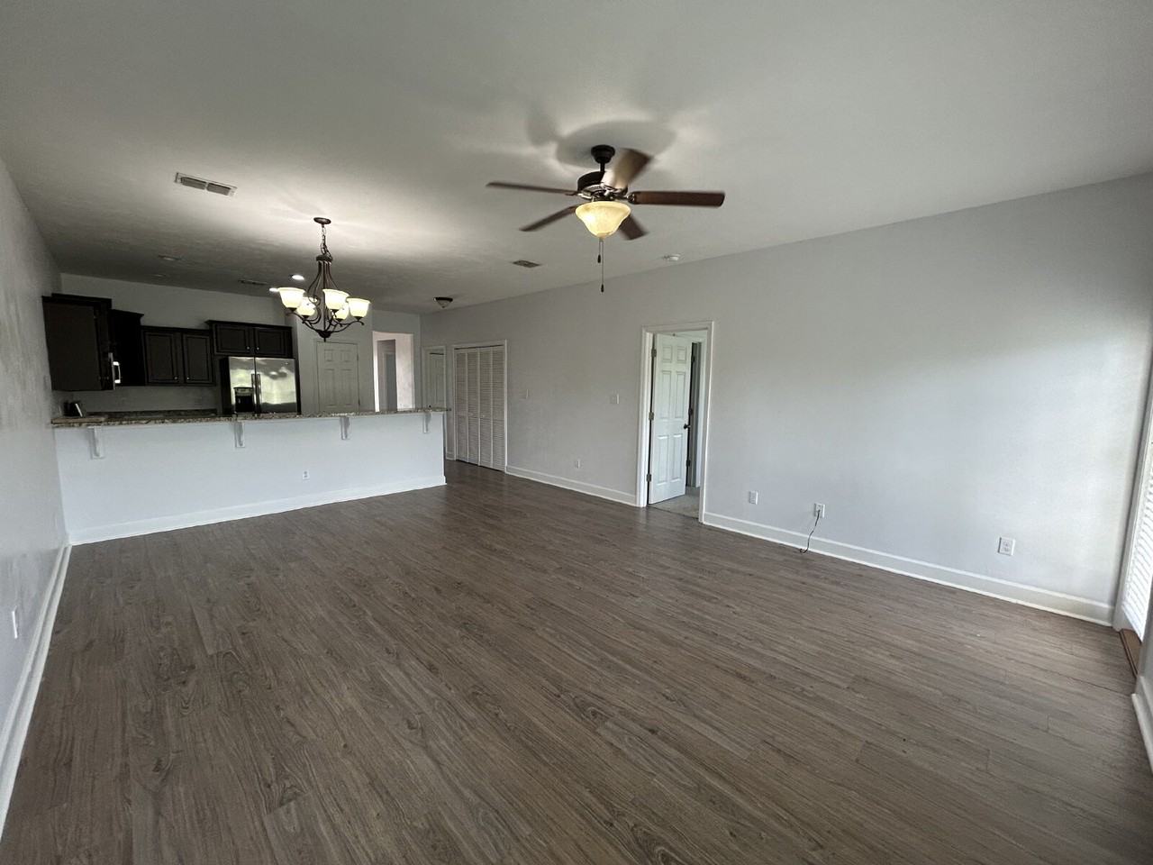 1005 Chase Creek Cir - Photo 5 of 29