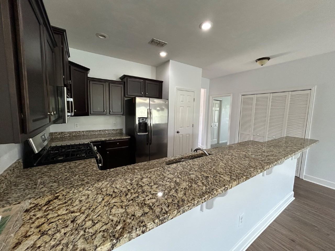 1005 Chase Creek Cir - Photo 6 of 29