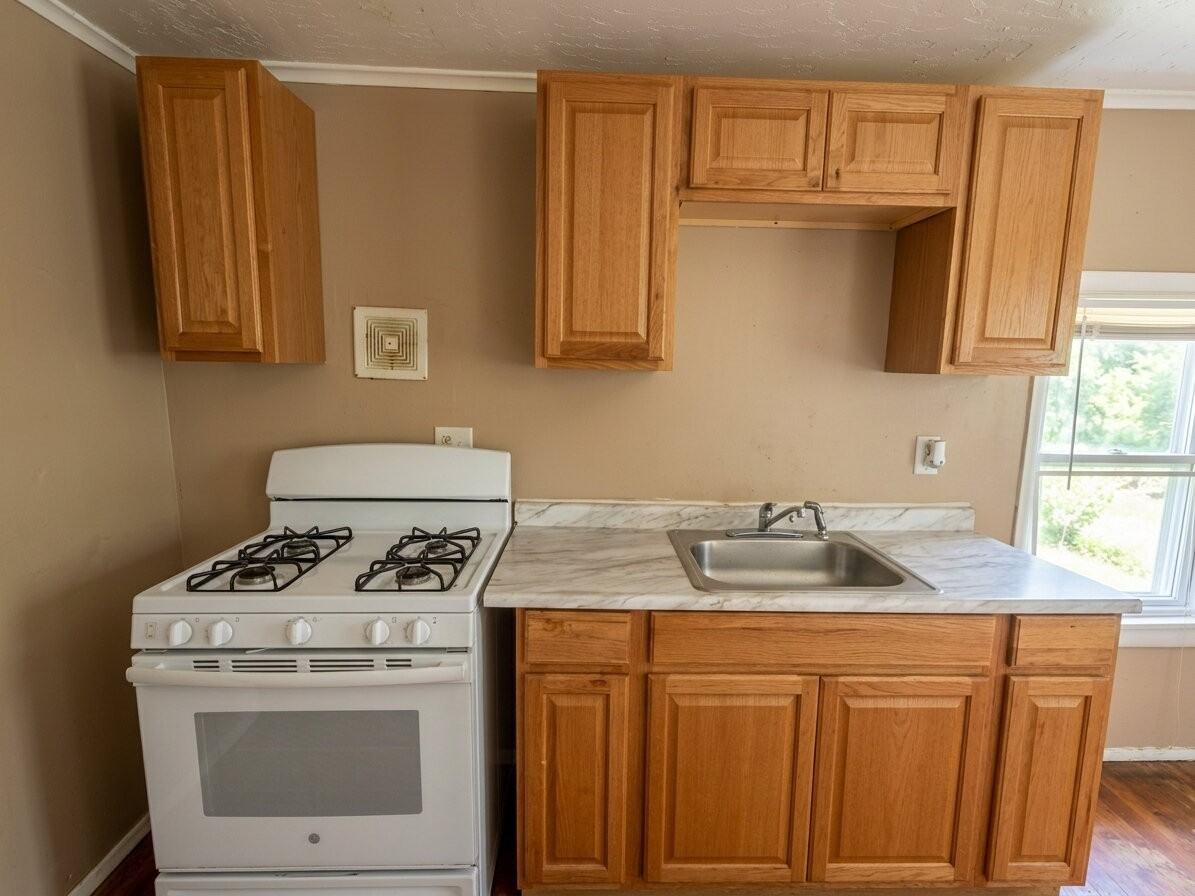 9430 Bristol Ave - Photo 6 of 8