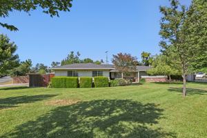 featured image of 3201 Bonita Dr