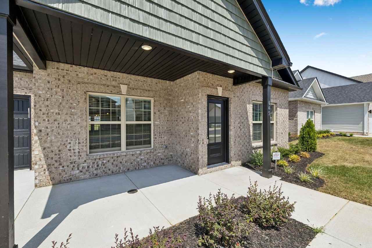 645 Woodrush Dr - Photo 4 of 50
