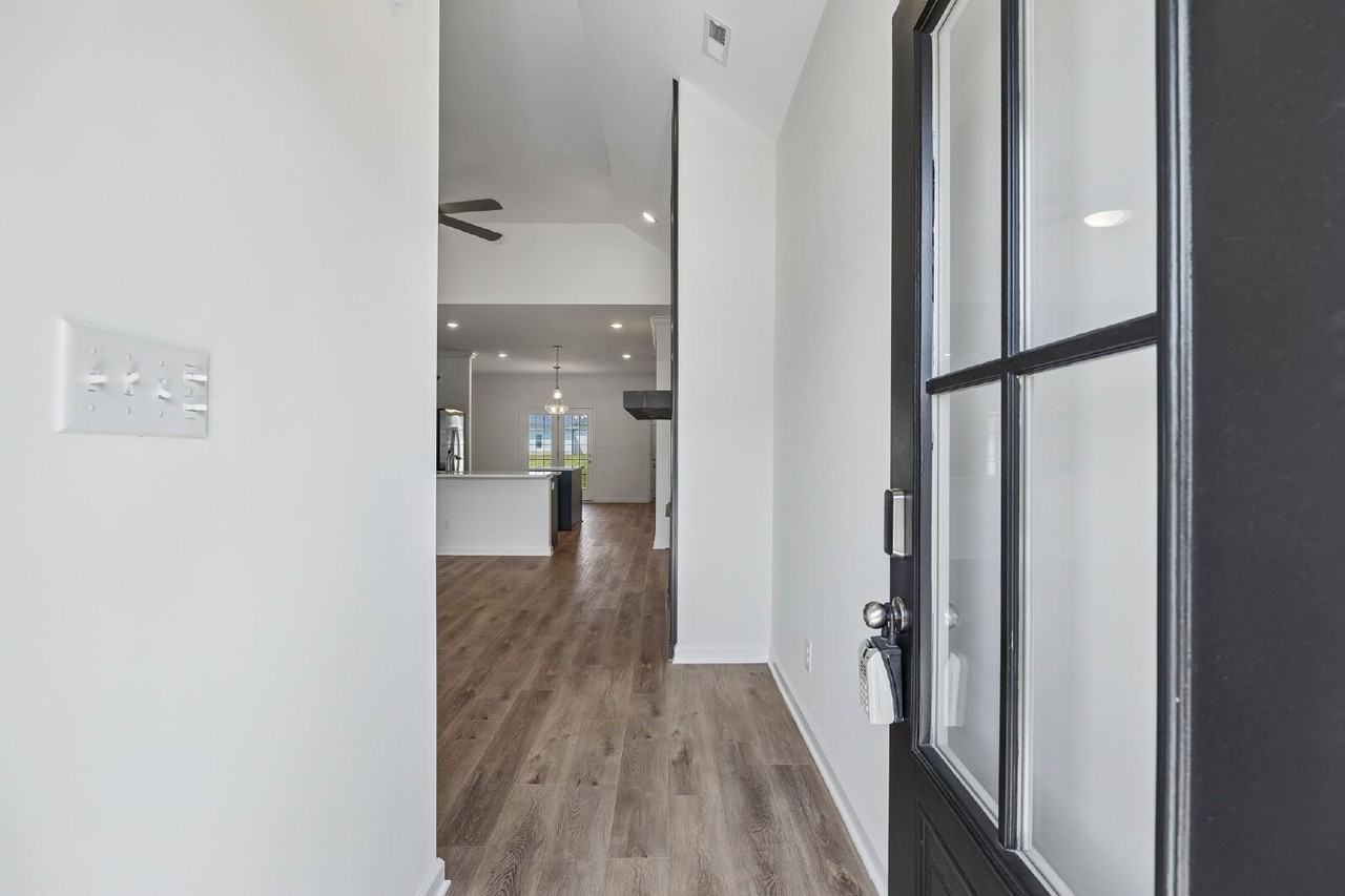 645 Woodrush Dr - Photo 5 of 50
