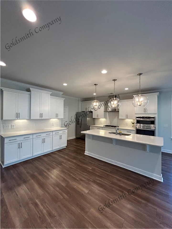 410 Plumblee Ln - Photo 2 of 18