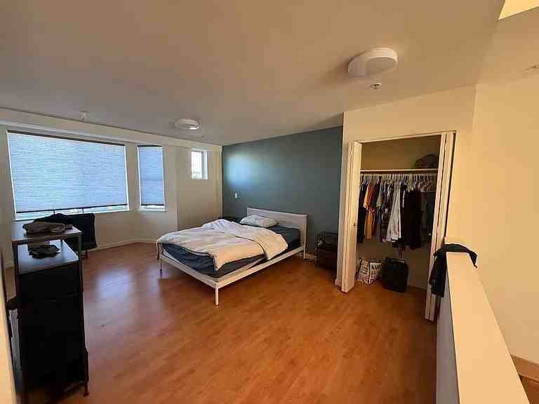 950 Harrison St - Photo 5 of 16