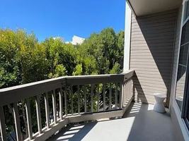 featured image of 2040 Sutter St