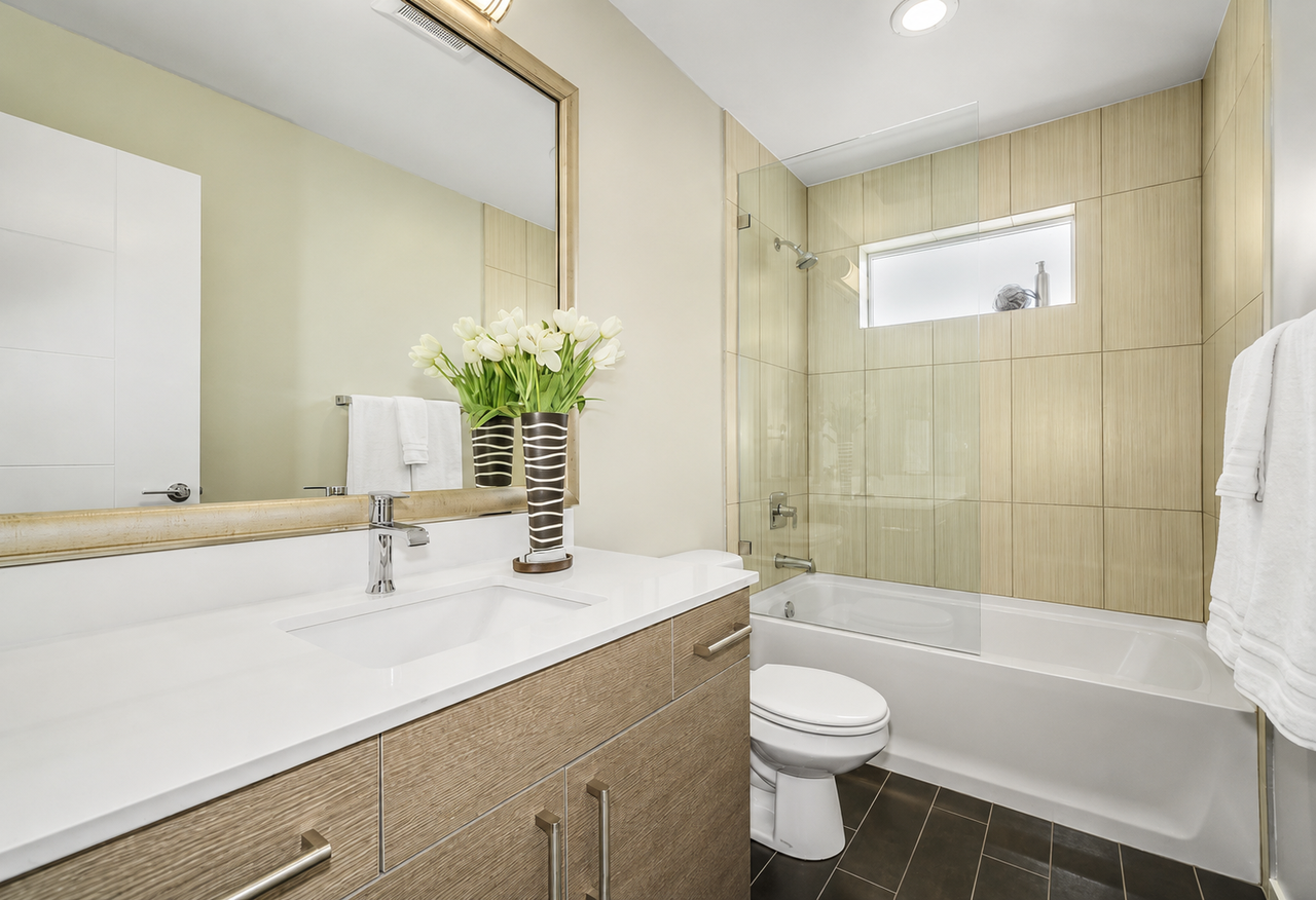 6650 Corson Avenue South, Unit A - Photo 4 of 15