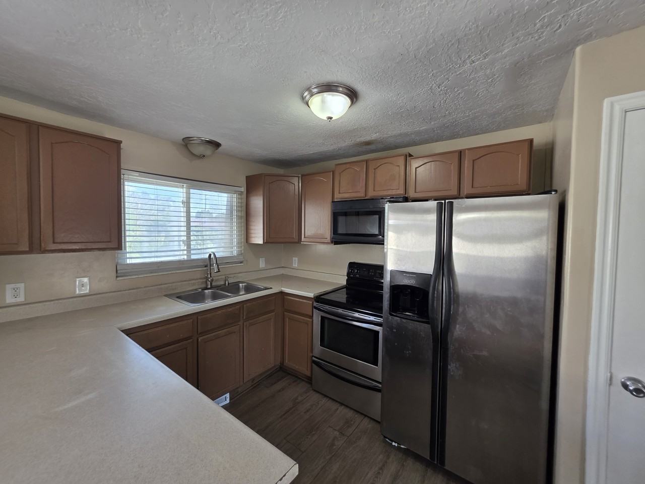 3779 S Oxford Way #A - Photo 3 of 21