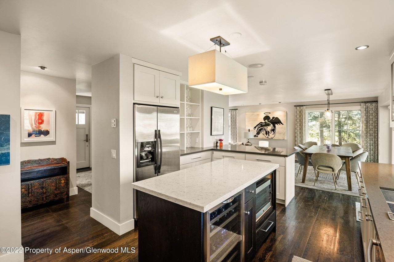 108 Katydid Ln - Photo 5 of 36