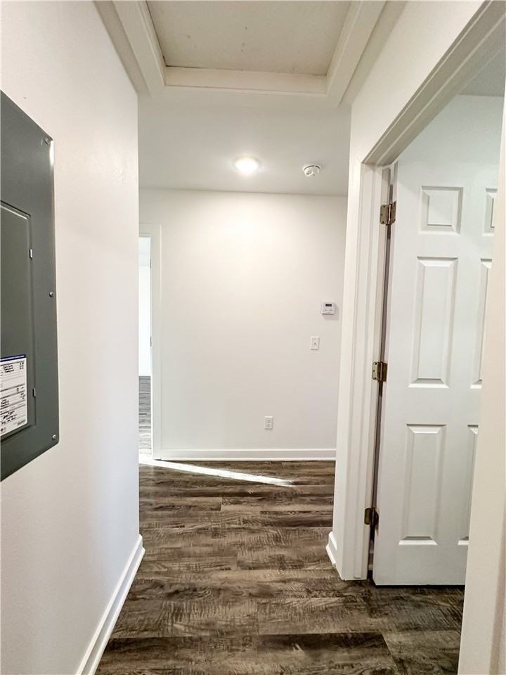 325 W Brook Court #1 - Photo 5 of 18