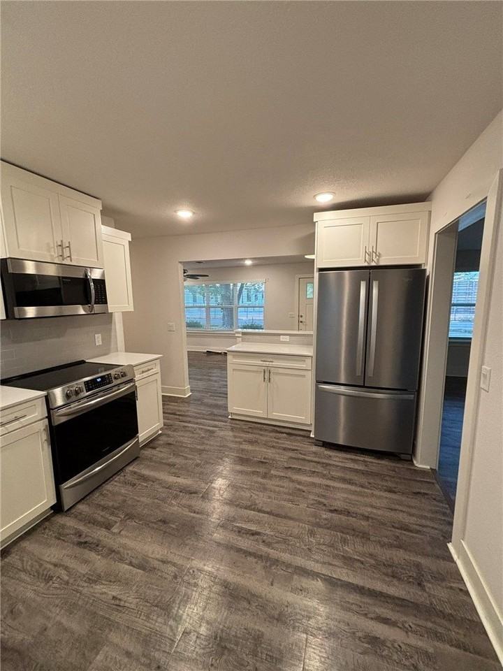 1006 Se 4th St - Photo 6 of 13
