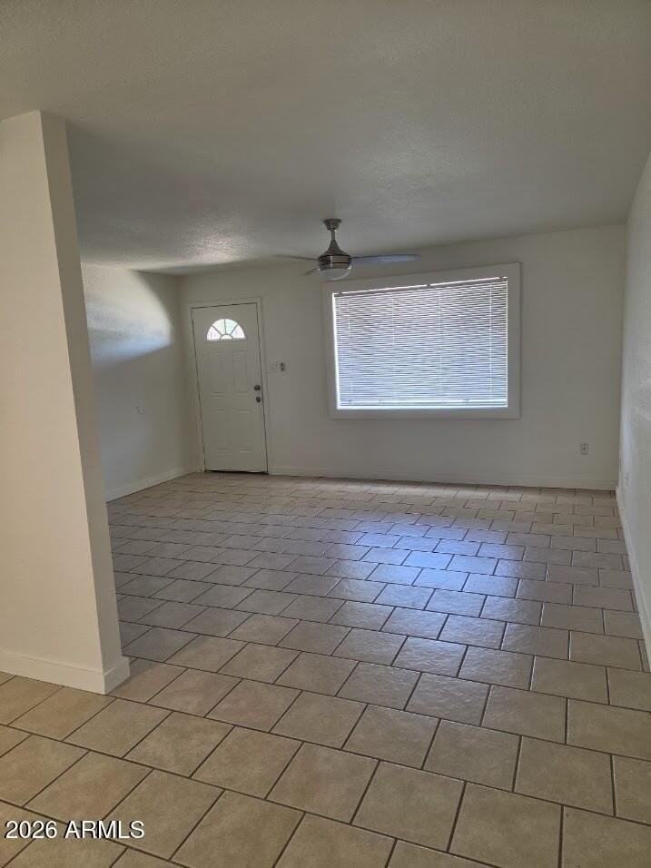 35 E Fairmont Dr - Photo 5 of 24