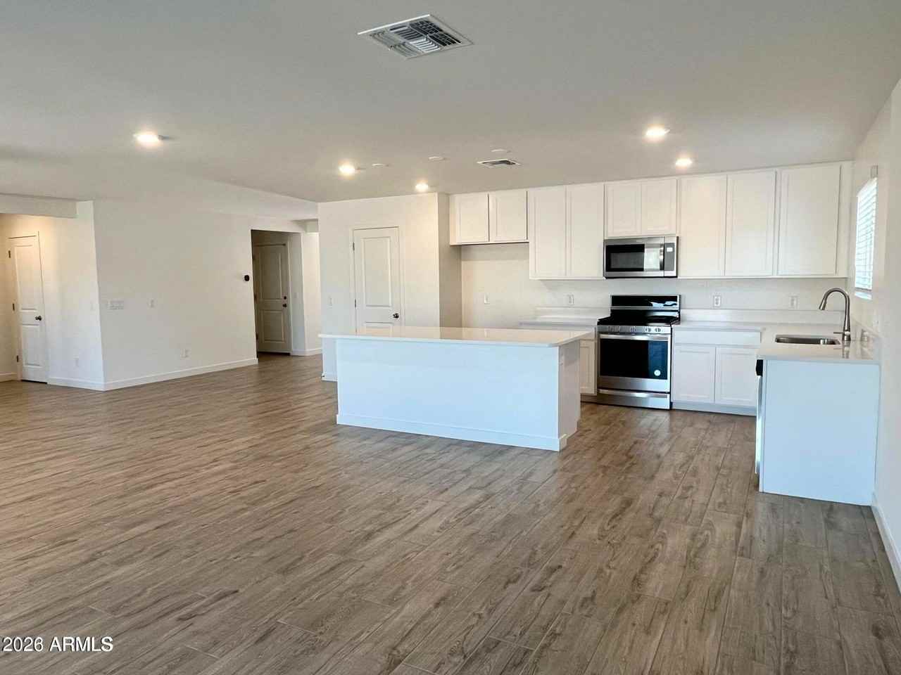 11414 W La Reata Ave - Photo 4 of 17