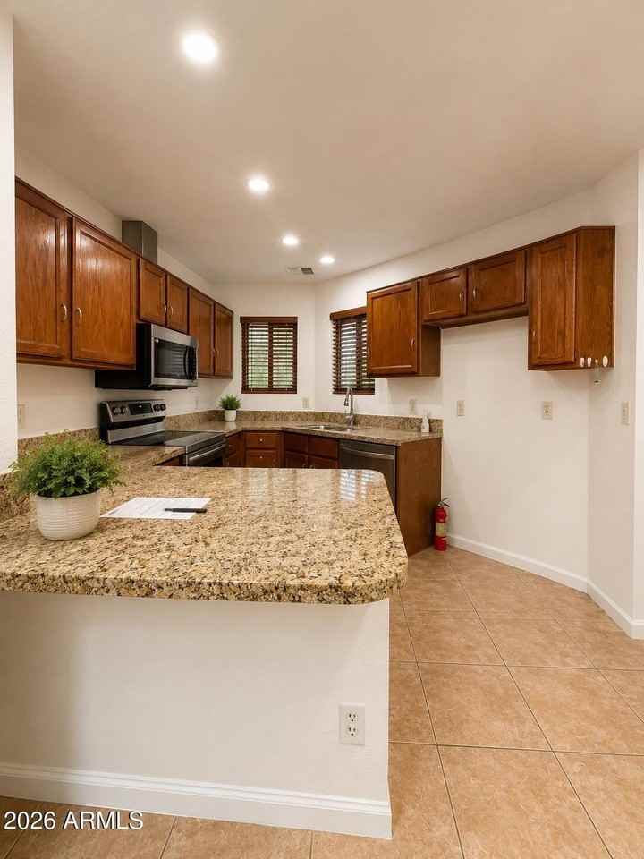 11140 N 82nd Ln - Photo 5 of 22