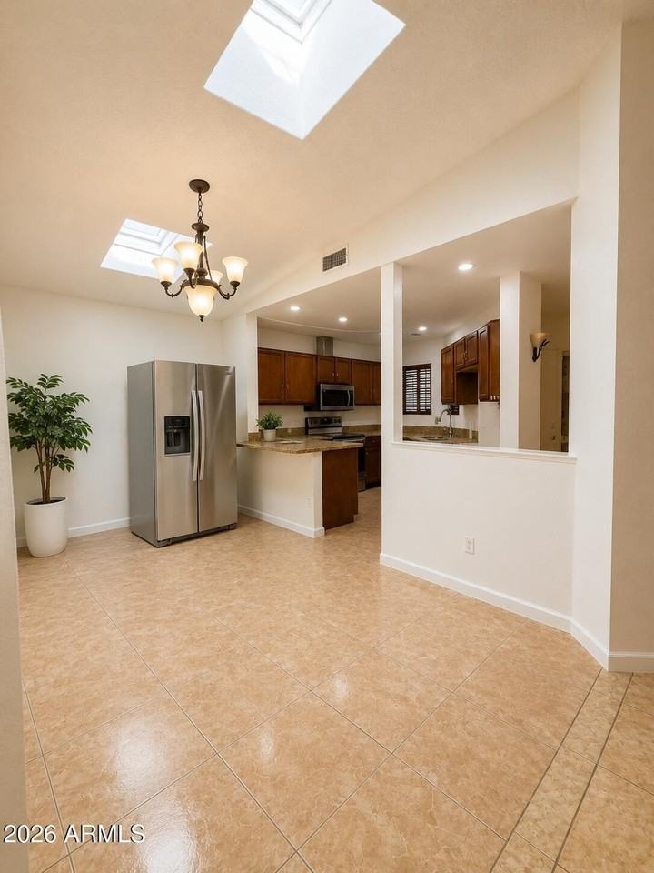11140 N 82nd Ln - Photo 6 of 22