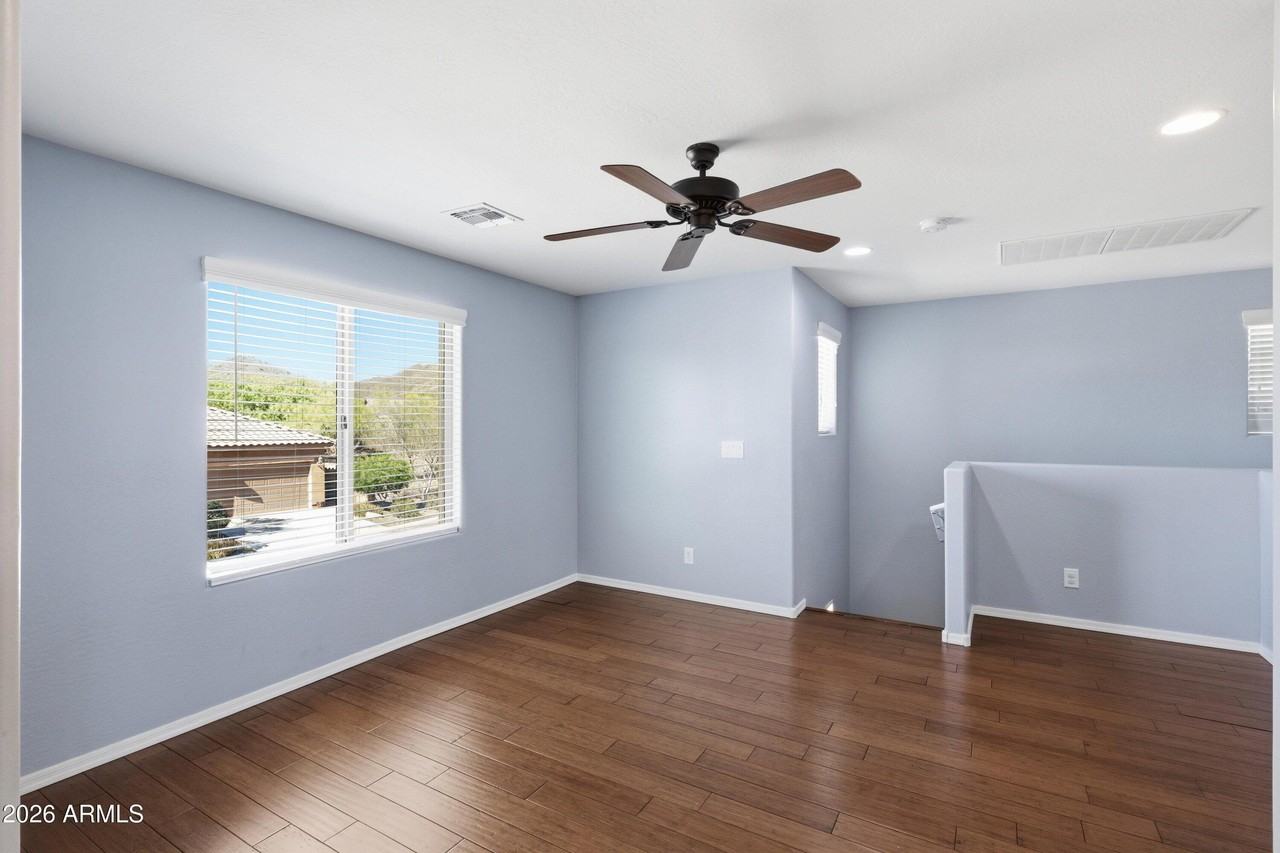 1717 W Buckhorn Trl - Photo 7 of 38