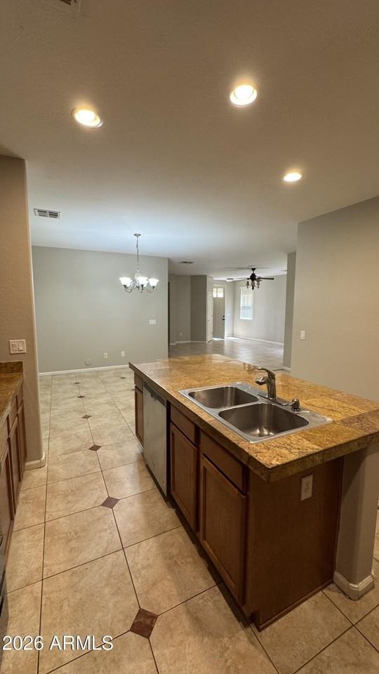 15389 W Bloomfield Rd - Photo 5 of 8