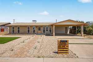 featured image of 33 S Pueblo St