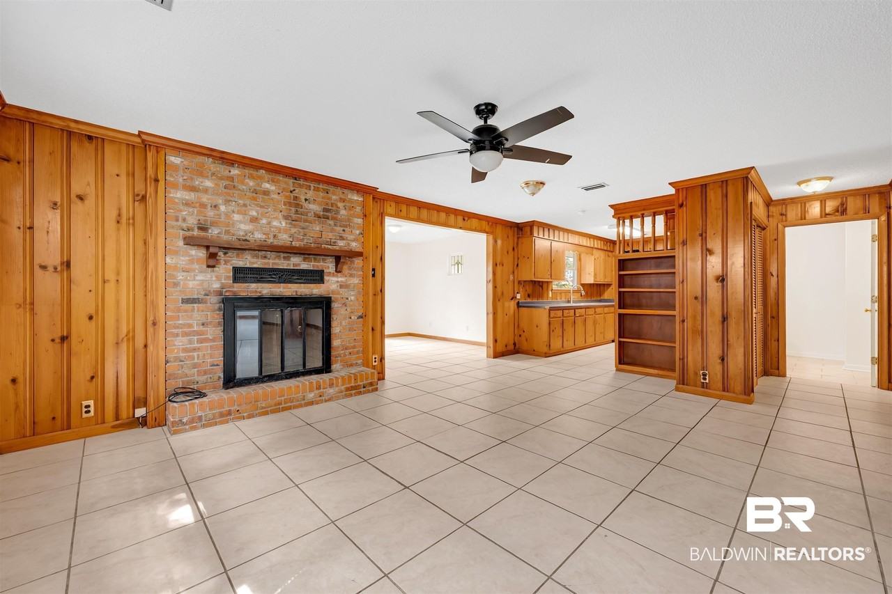 6425 Village Point Dr - Photo 2 of 21
