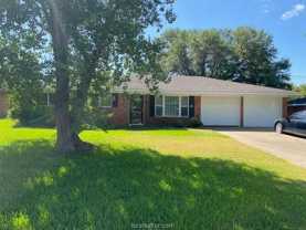 411 Leslie Dr - Photo 1 of 1