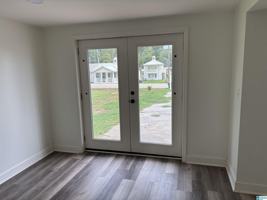 featured image of 1241 Oak St