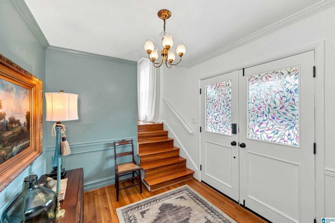 2344 Queensview Rd - Photo 4 of 42