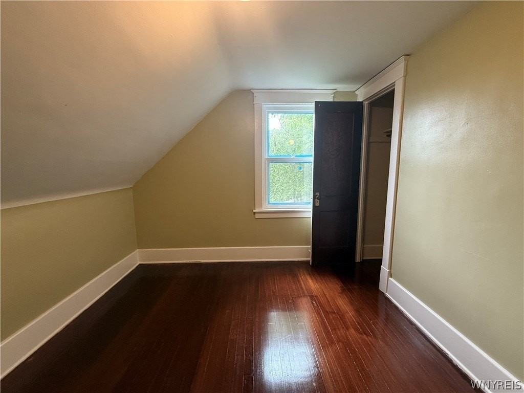 63 Wright Ave - Photo 7 of 13