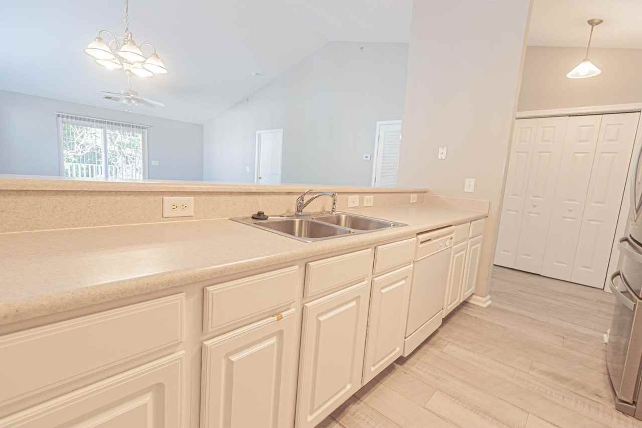 4850 Meadowsweet Dr #1709 - Photo 7 of 23