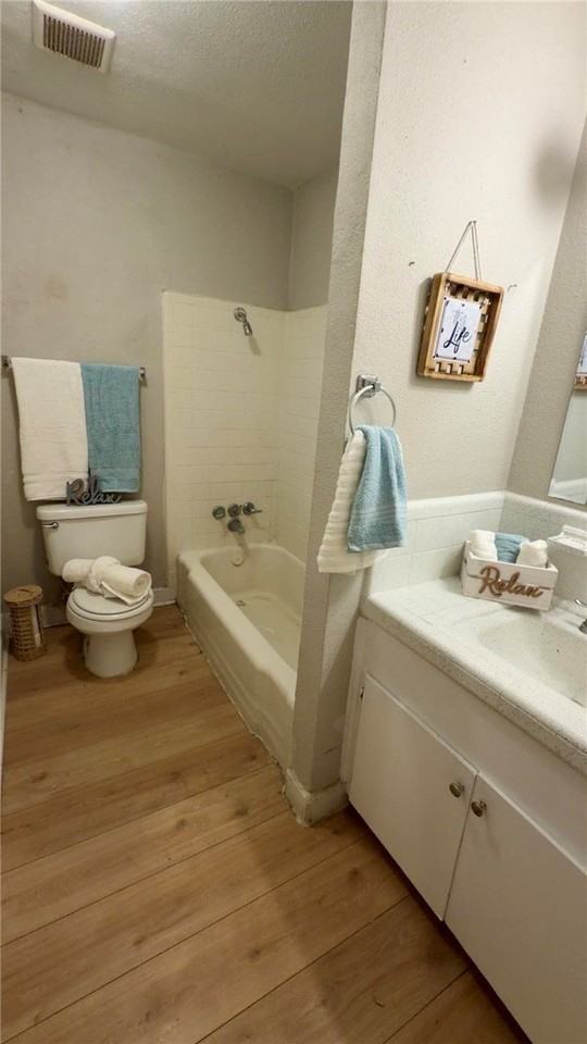 3249 S Staples St #7 - Photo 6 of 9