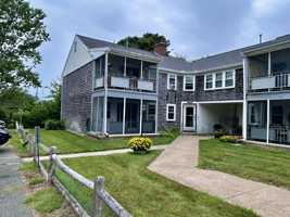 featured image of 221 Upper County Rd #106