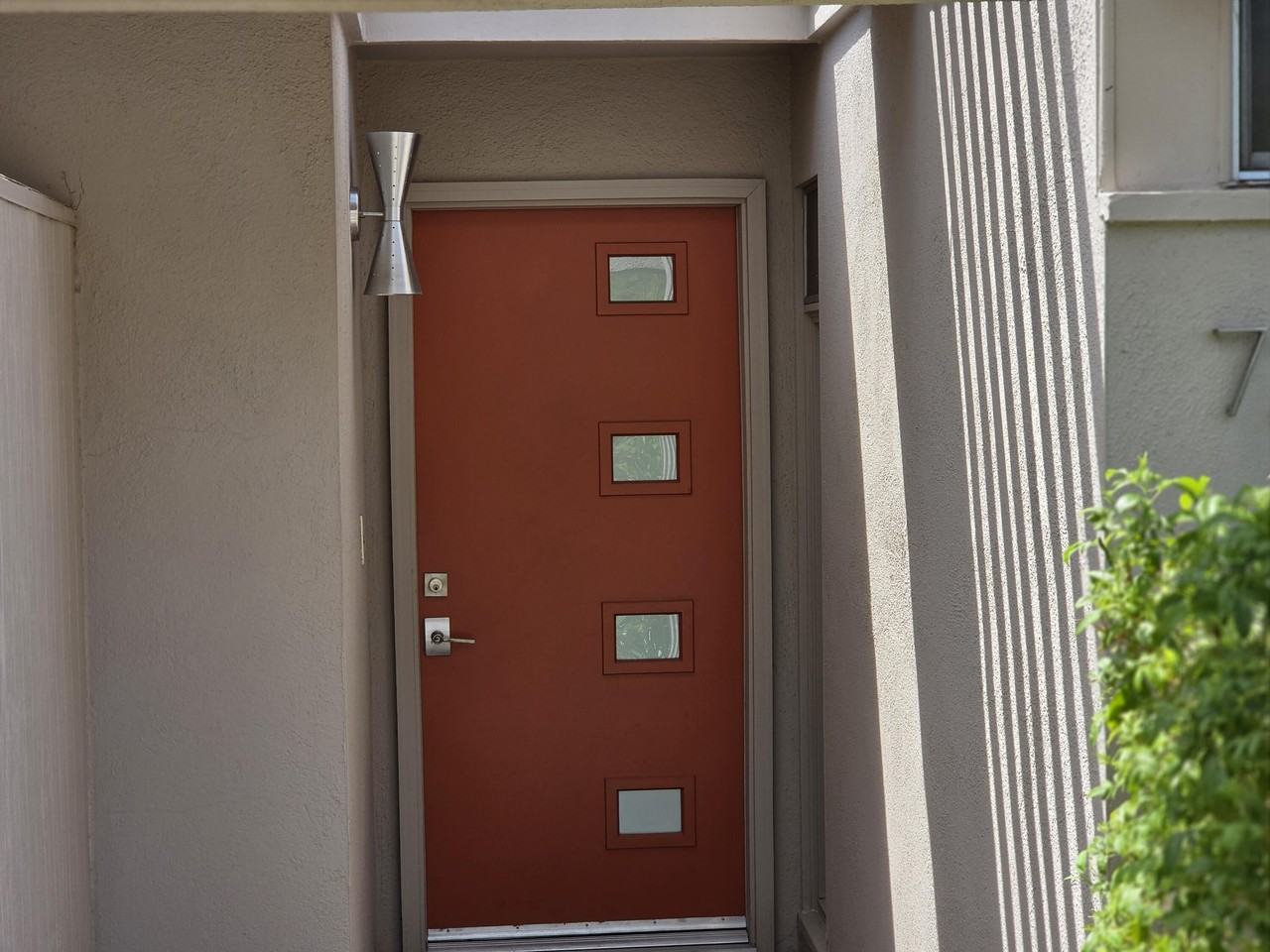 723 E Louise Dr - Photo 2 of 39