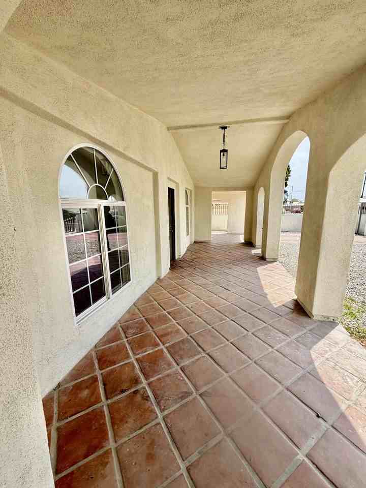 85041 Cairo St - Photo 4 of 20
