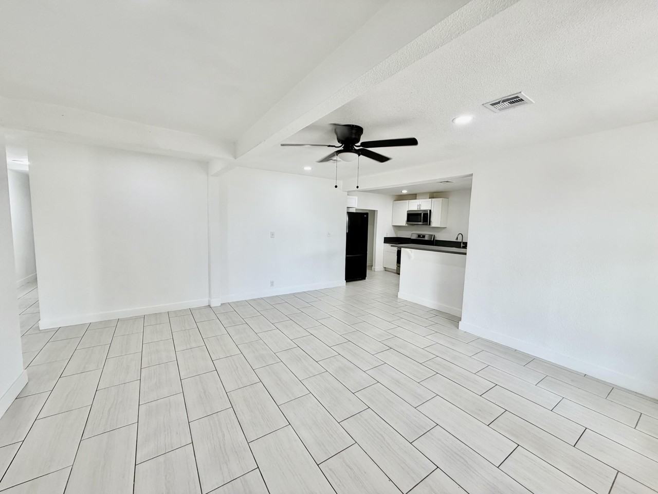 85041 Cairo St - Photo 6 of 20