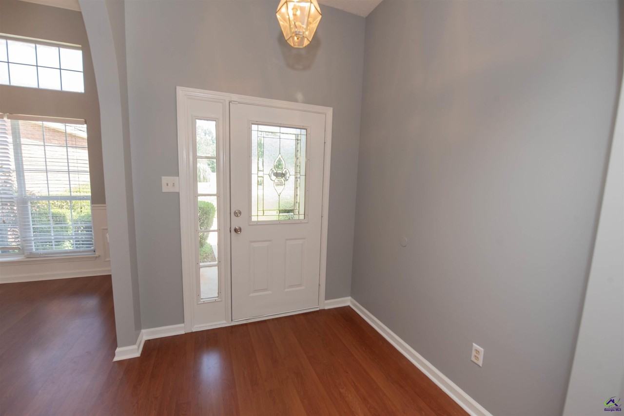 225 Autumn Woods Dr - Photo 2 of 50