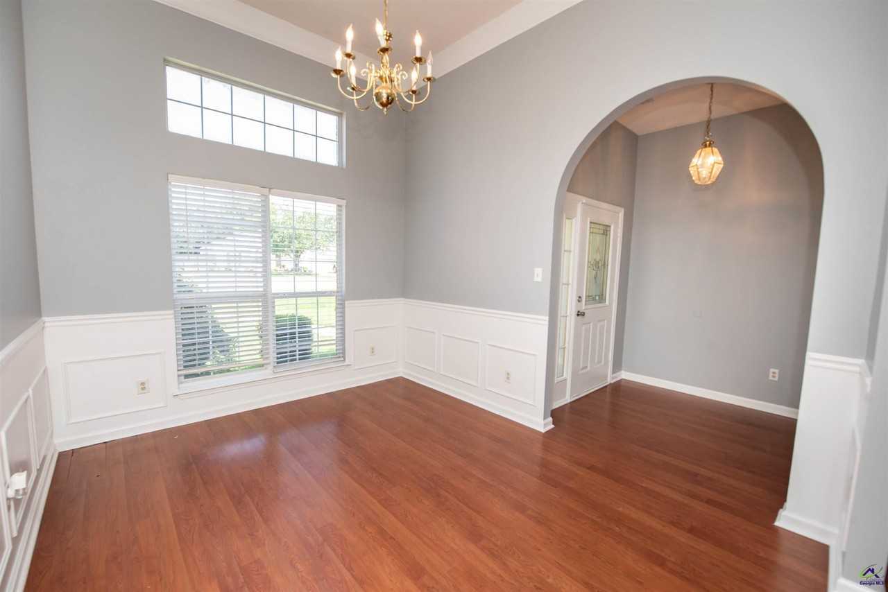 225 Autumn Woods Dr - Photo 4 of 50