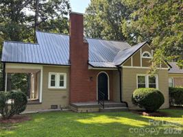 featured image of 1613 Boy Scout Rd