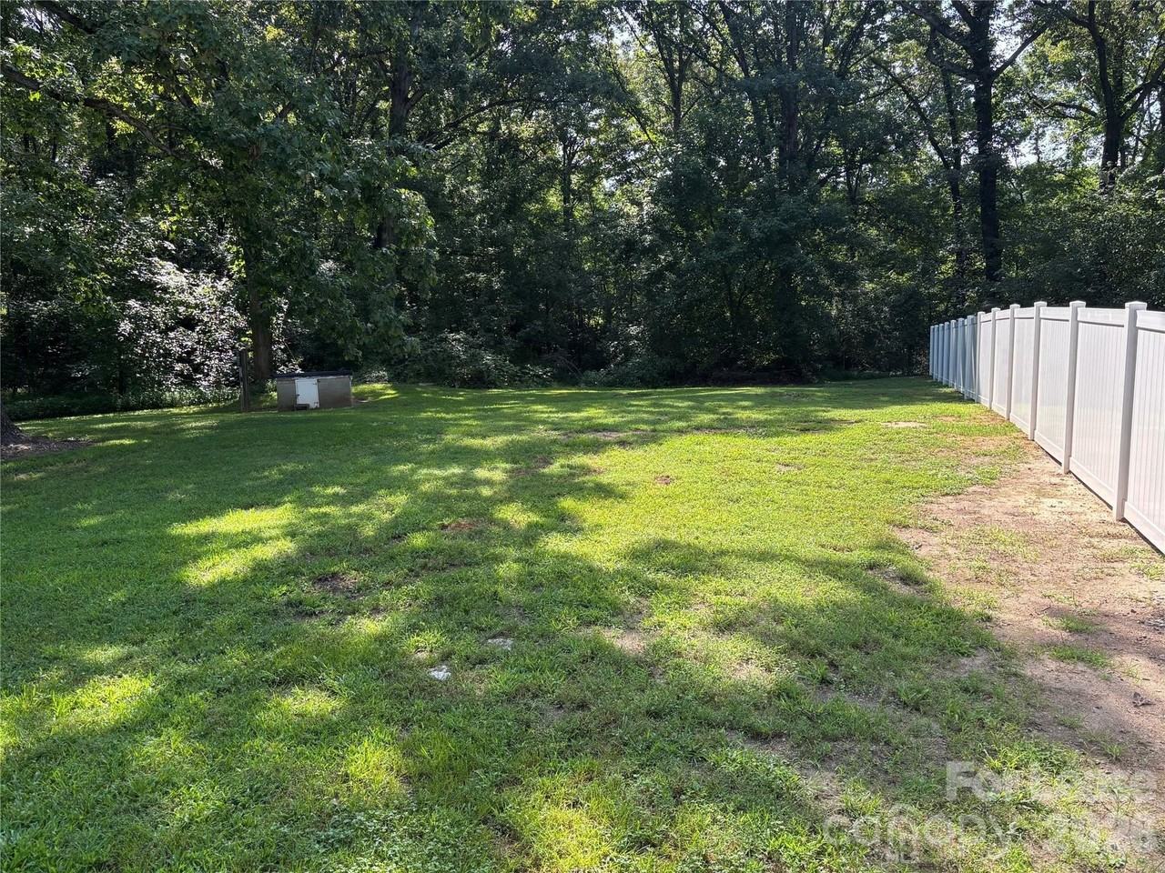 1613 Boy Scout Rd - Photo 2 of 18