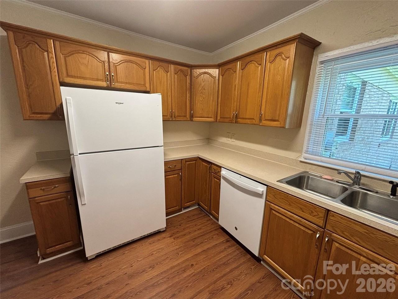 1613 Boy Scout Rd - Photo 6 of 18