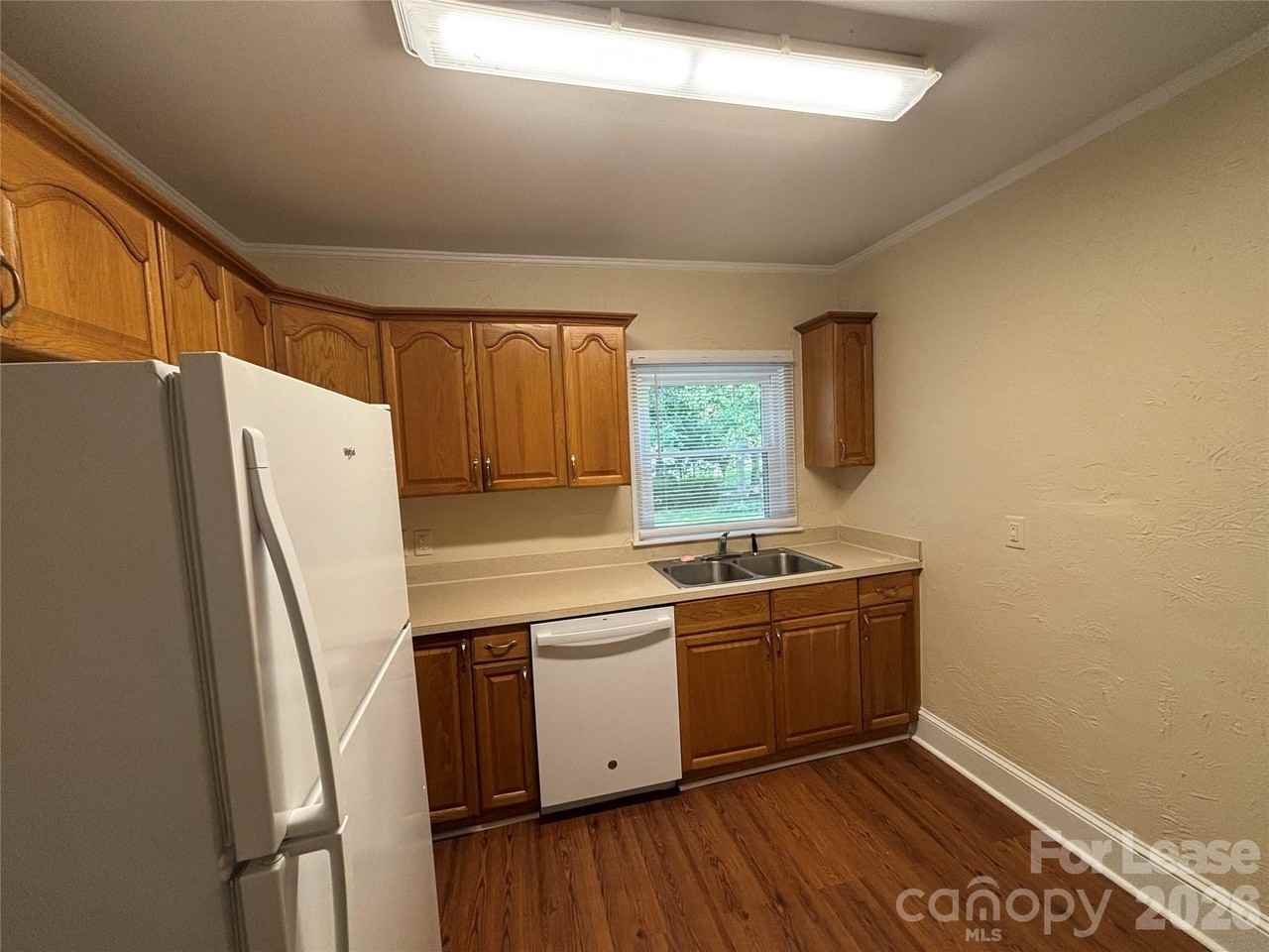 1613 Boy Scout Rd - Photo 7 of 18