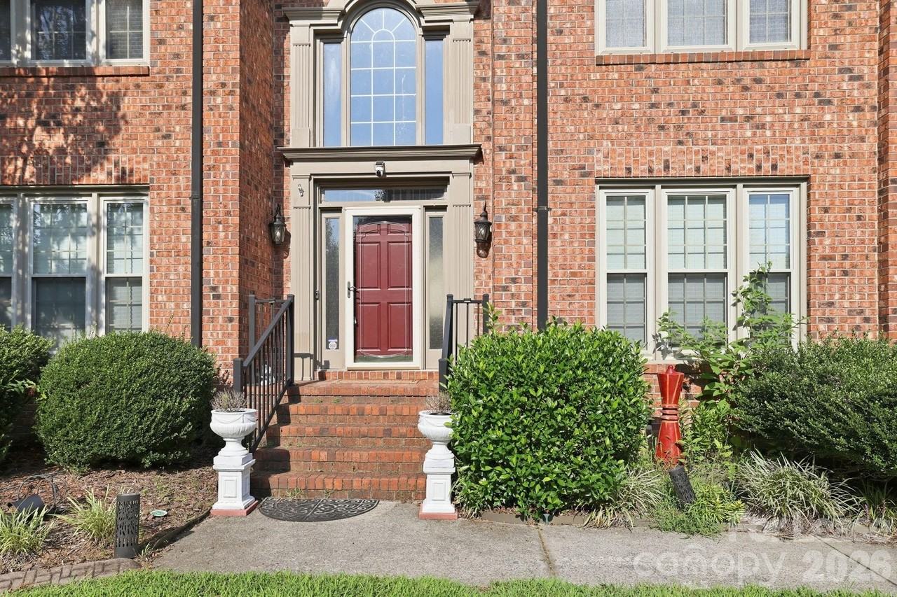 142 Cottontail Ln Se - Photo 4 of 42